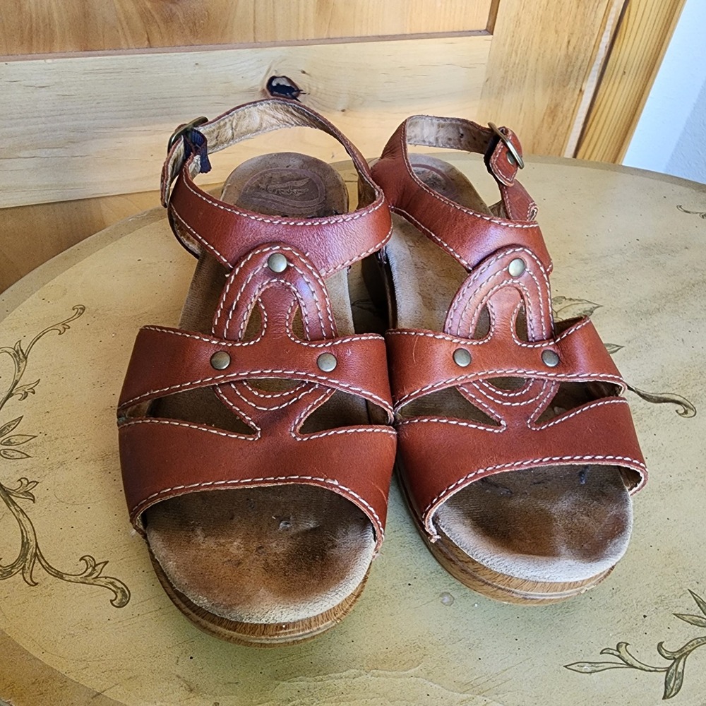 Dansko Sigrid EU 38 US 7.5 to 8 Brown Leather Sandals Boho Wedge Cottagecore